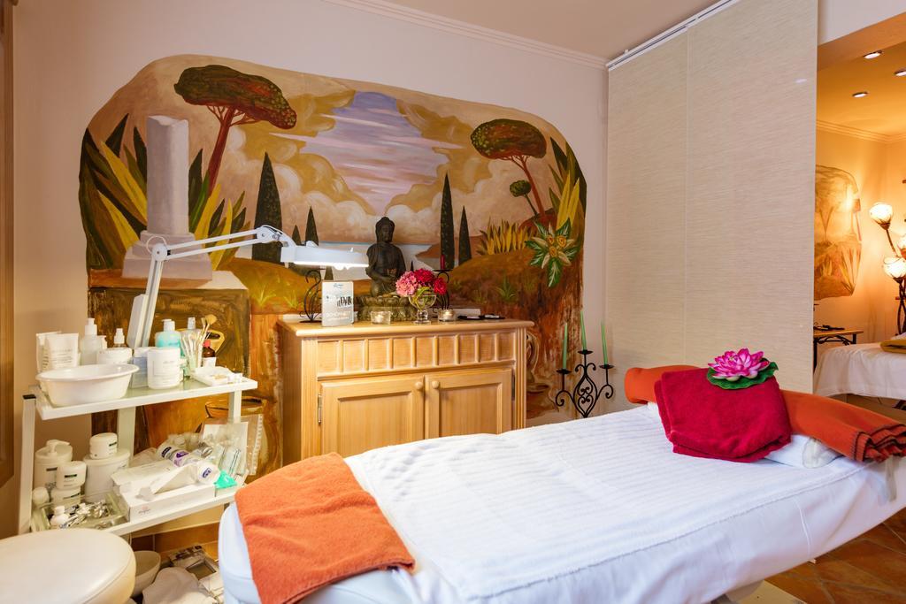 Hotel Landhaus Haffkrug 沙博伊茨 外观 照片